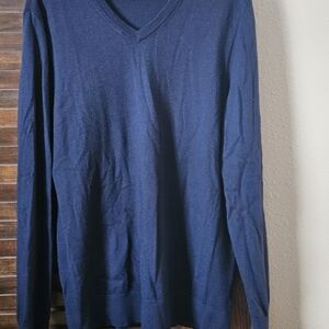 Express Men's Deep Blue V-Neck Sweater